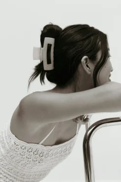 Square hair clip