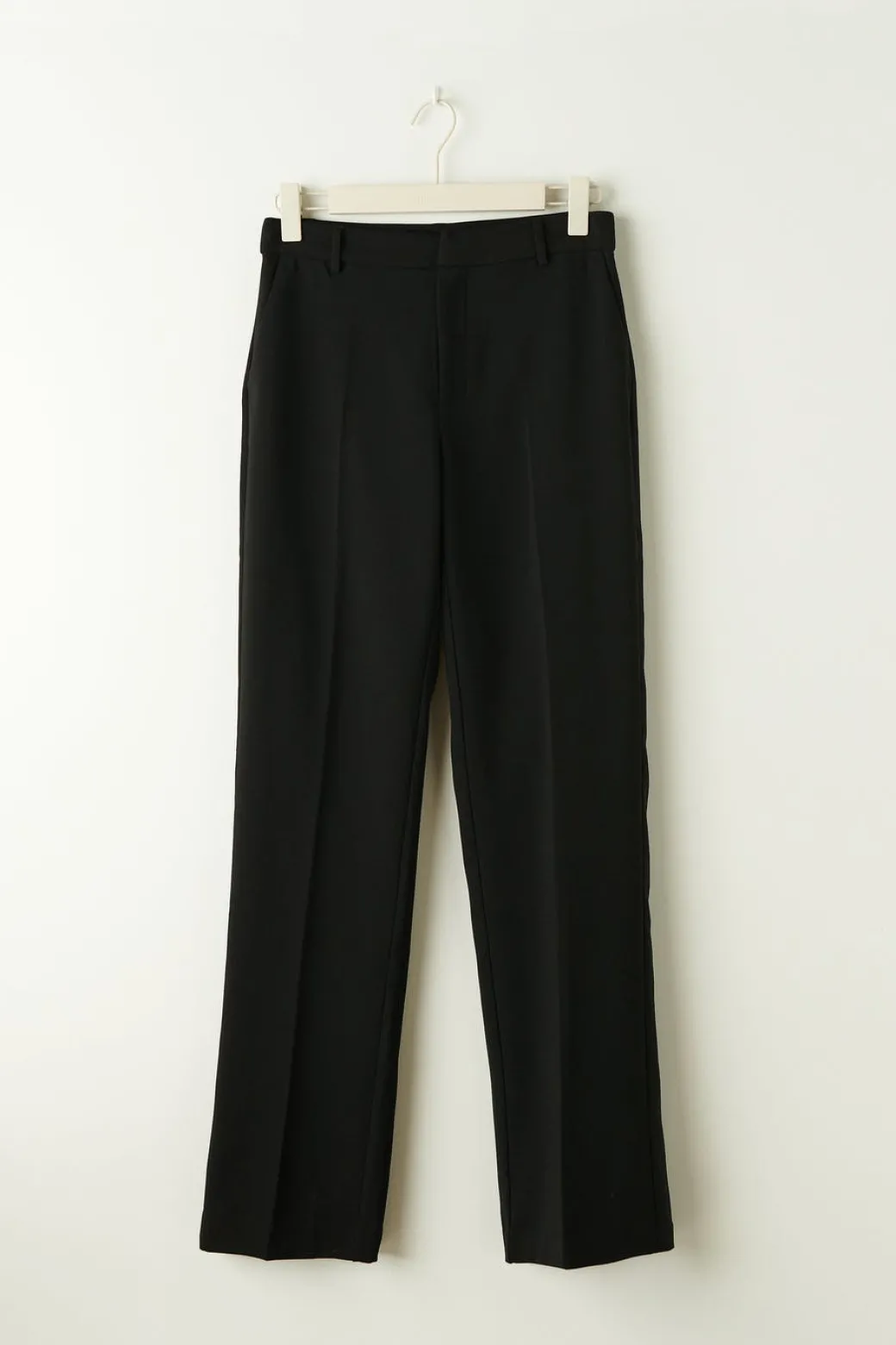 straight tall trousers