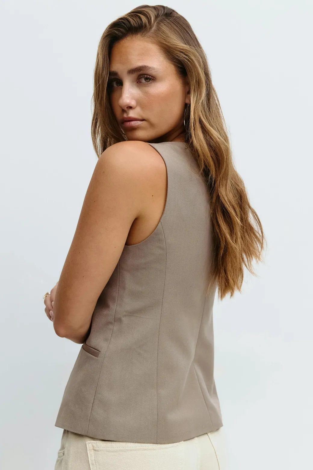 Tailored boatneck vest