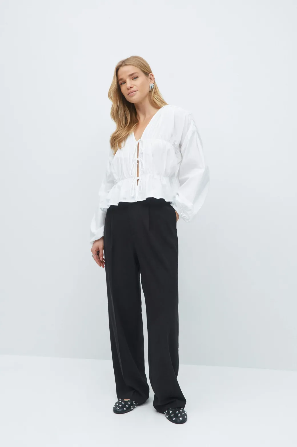 Tailored wide trousers