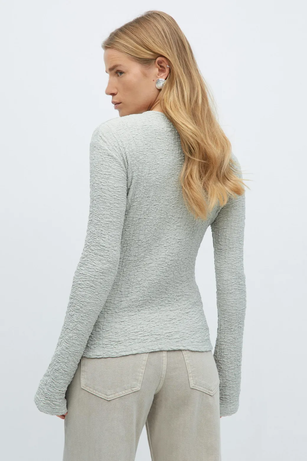 Textured buttoned top