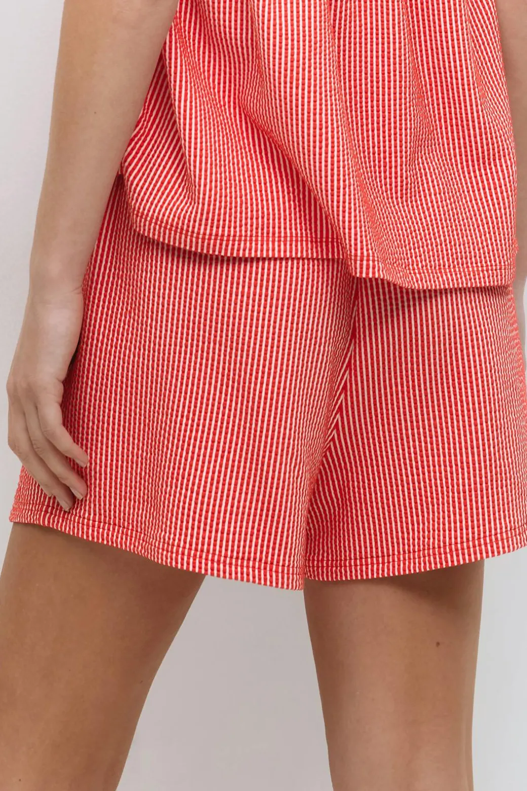 Textured shorts
