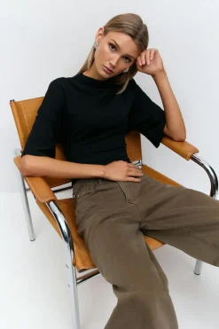 Tie back tee