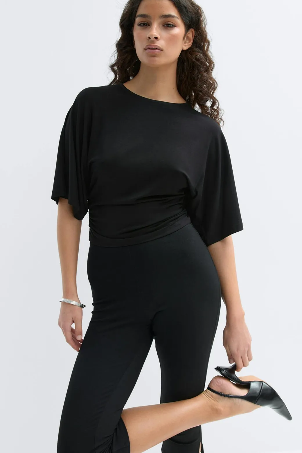 Tie back top
