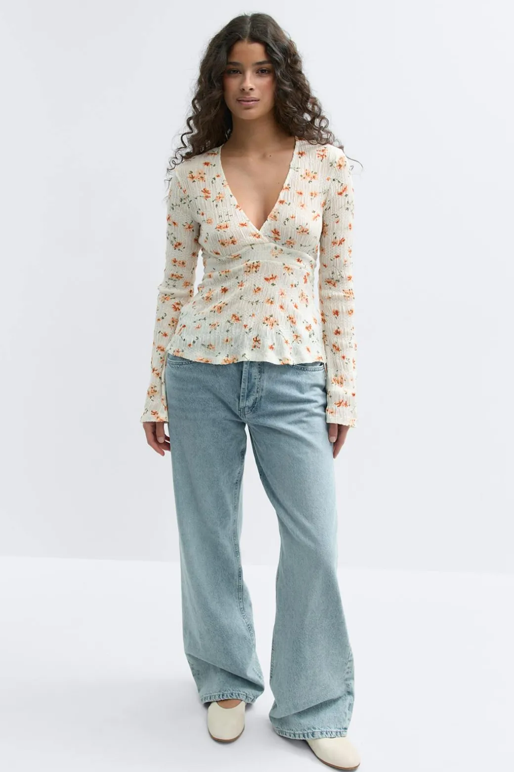Tie back top
