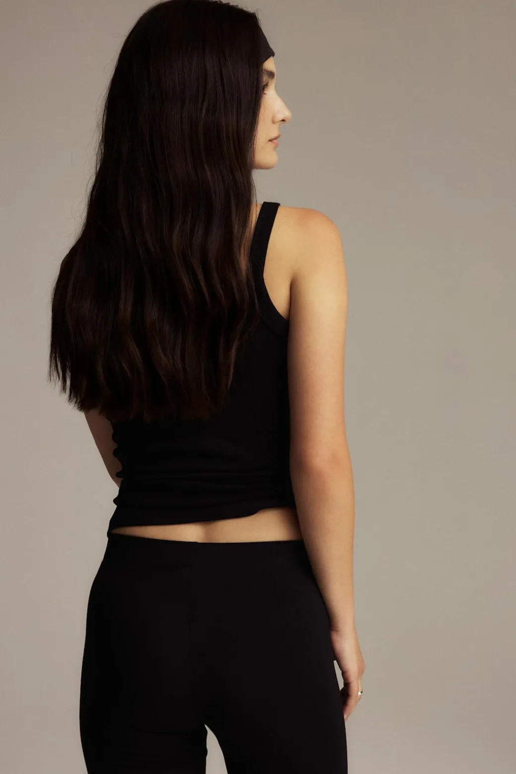 Tight fit rib singlet