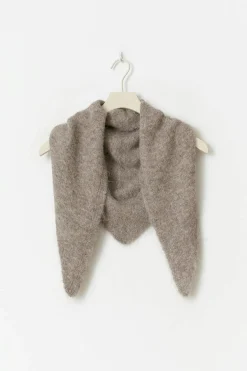 Triangle scarf