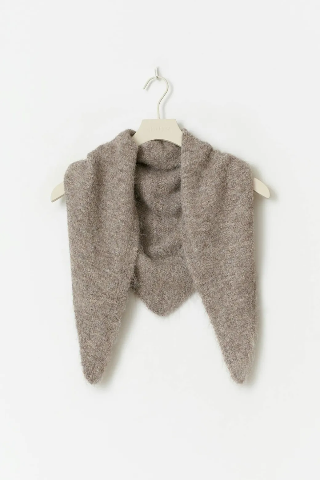 Triangle scarf
