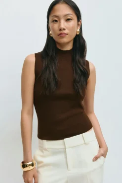 Turtleneck knitted top