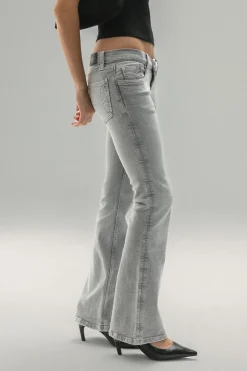 Ultra low bootcut jeans