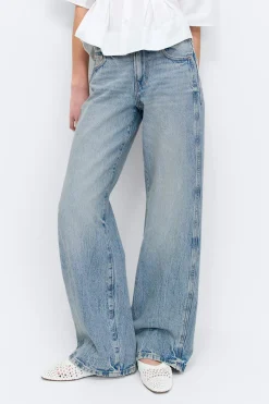 Wide flare jeans