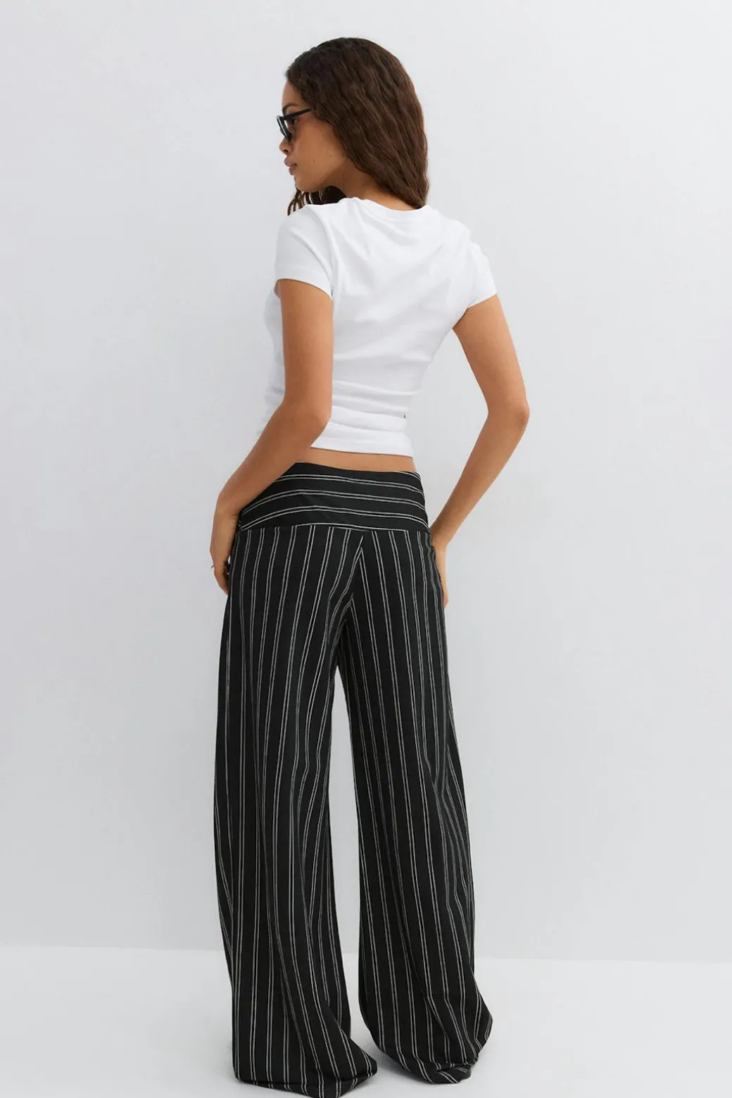 Wide leg trousers