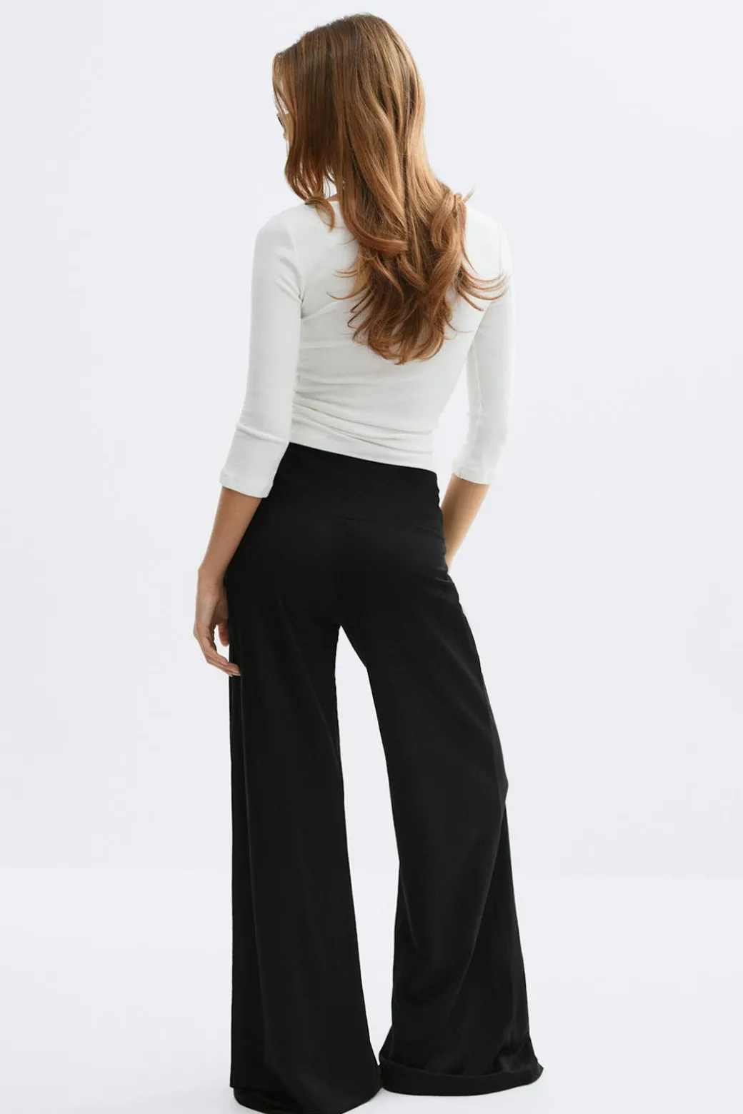 Wide leg trousers