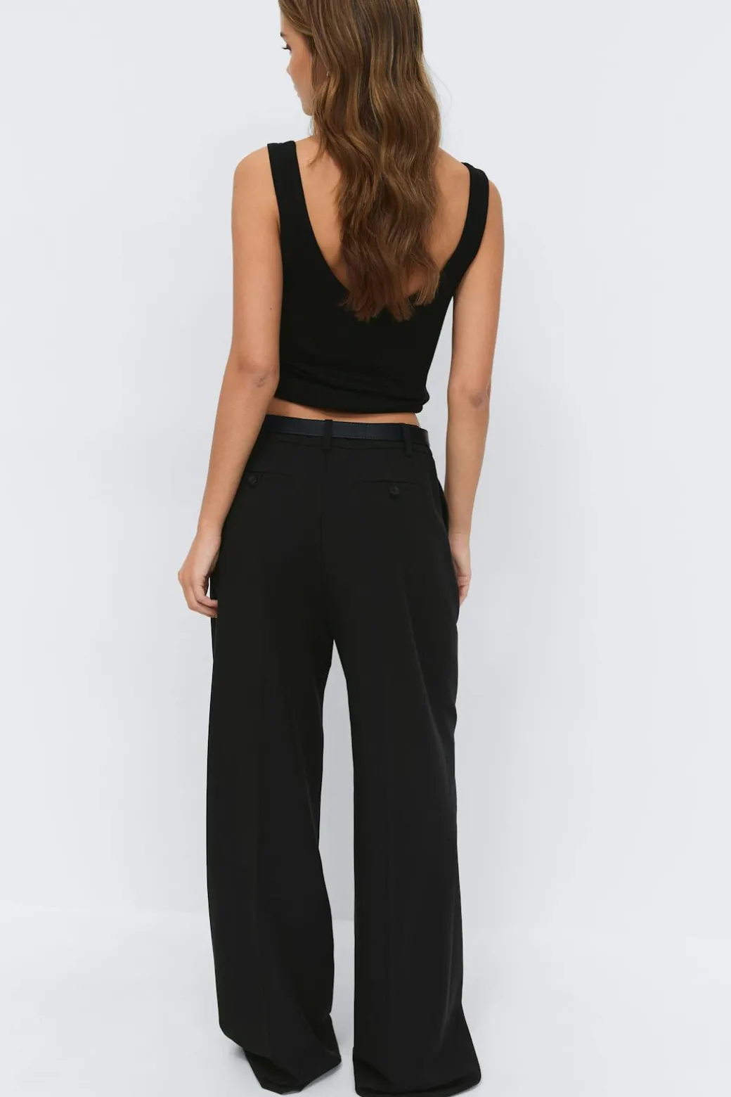 Wide pleated trousers