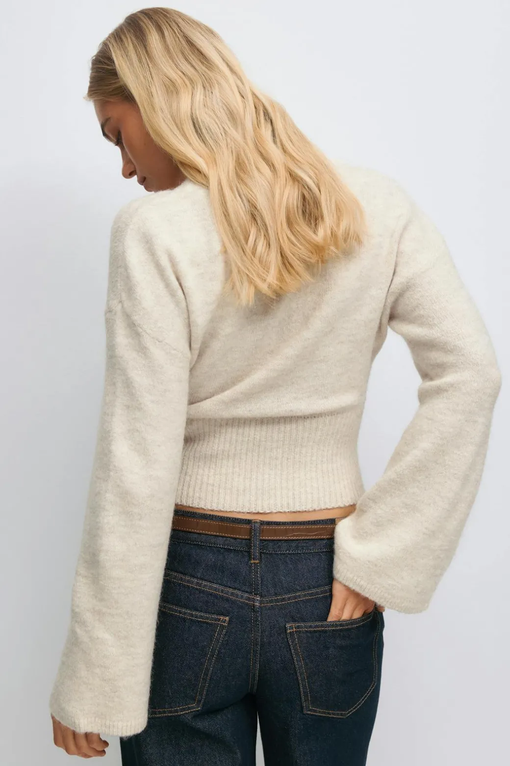 Wide sleeve knitted sweater