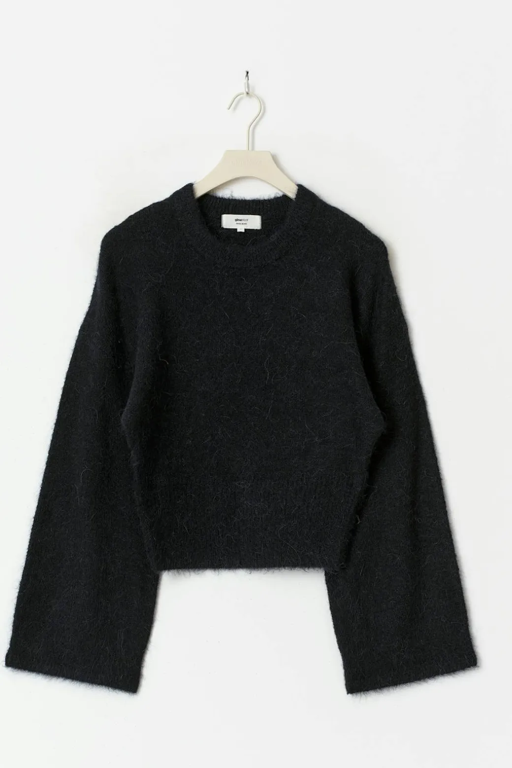 Wide sleeve knitted sweater