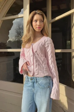Y cable knitted cardigan
