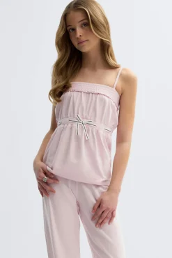 Y detail top