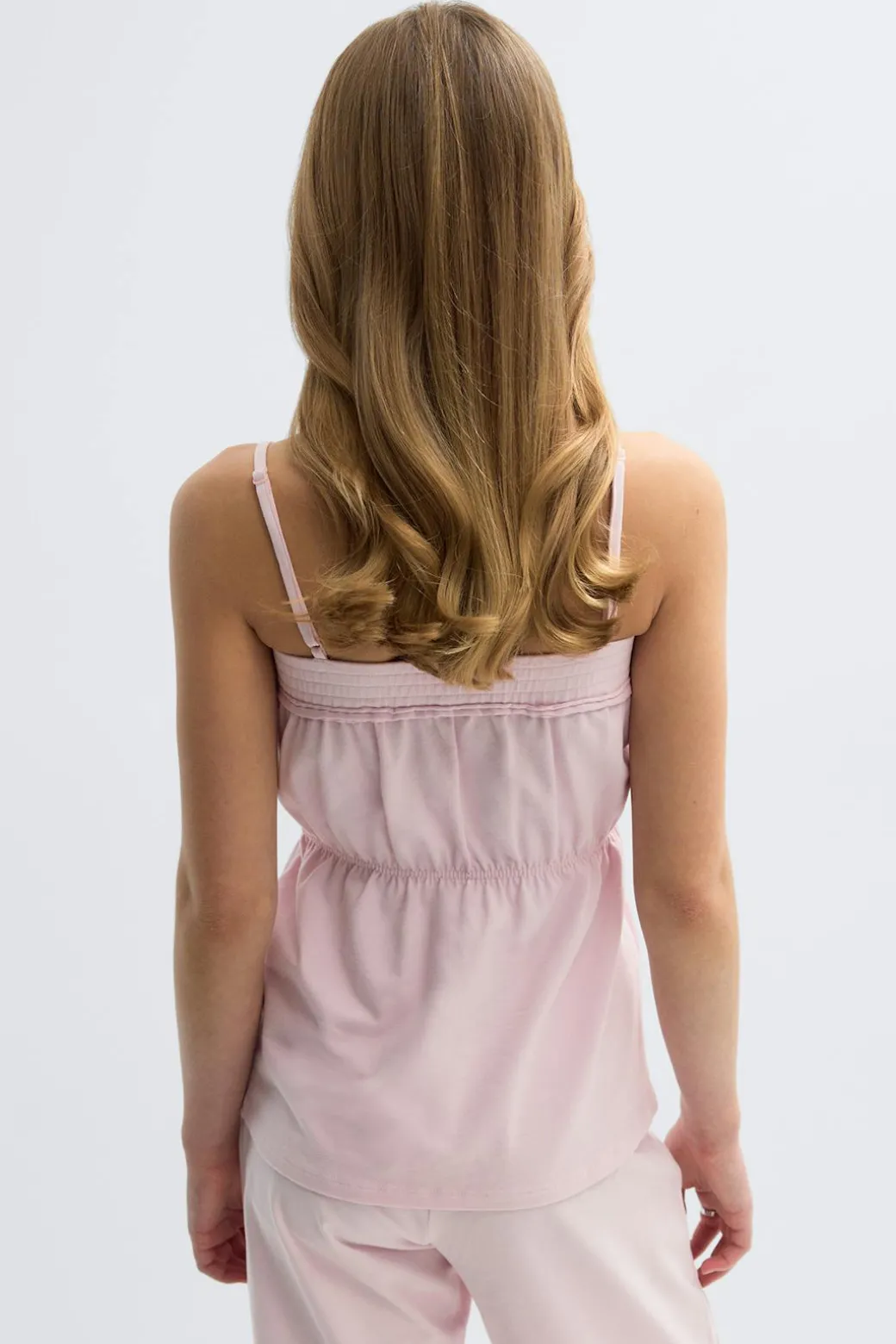 Y detail top