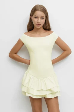 Y frill dress
