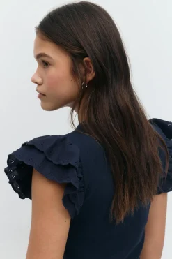 Y frill top