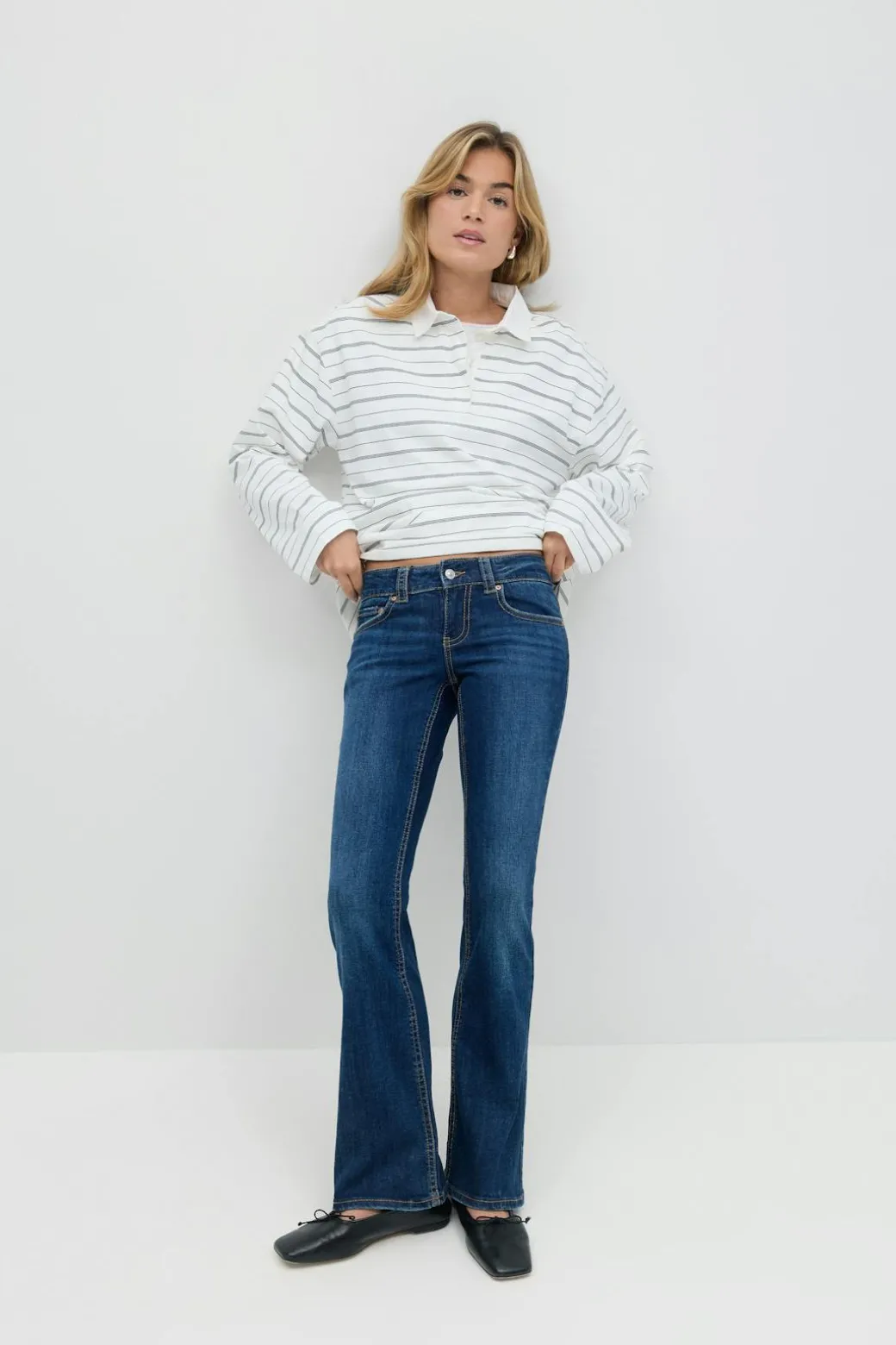 Y2k low bootcut jeans