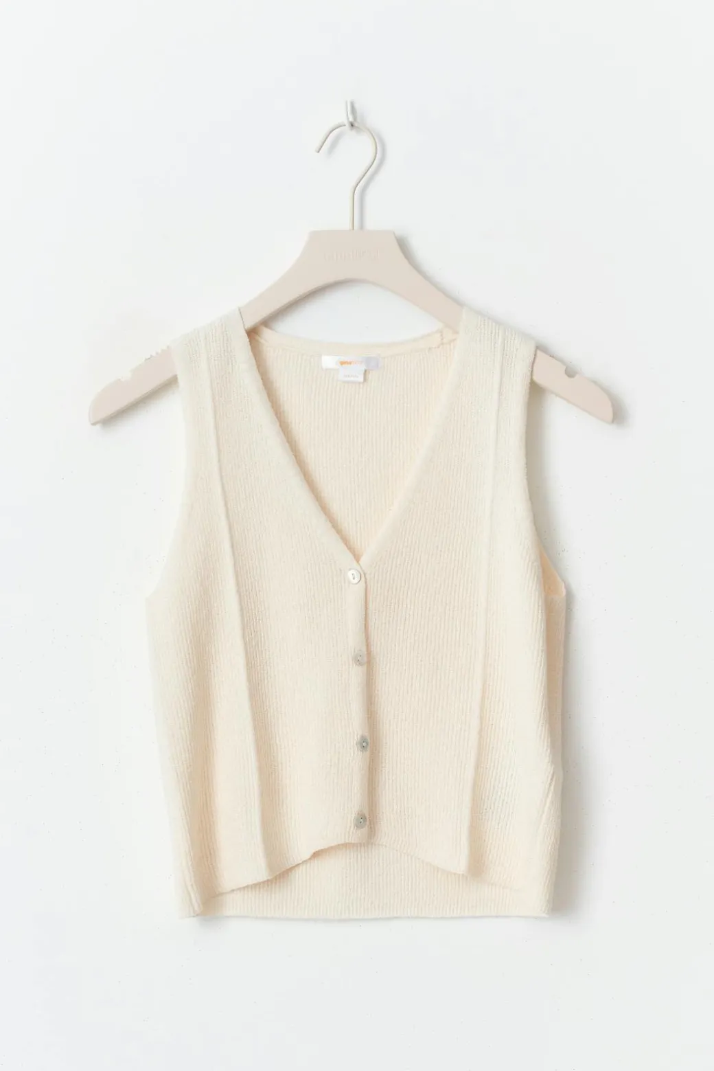 Y knitted vest