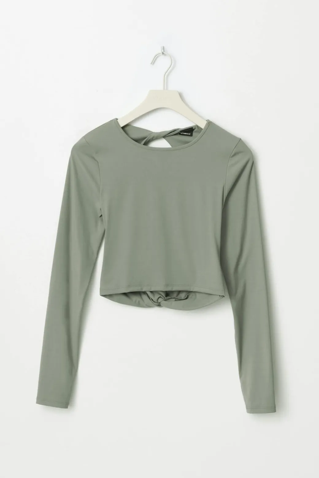 Yoga twist top