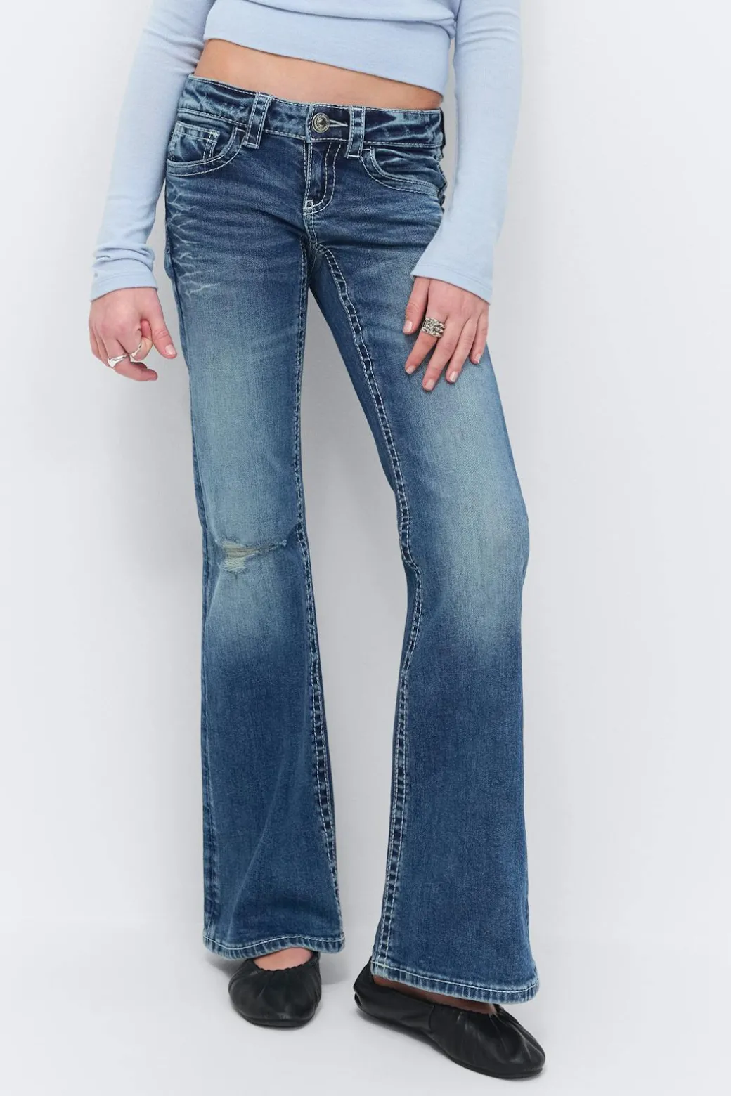 Y one knee destroy jeans