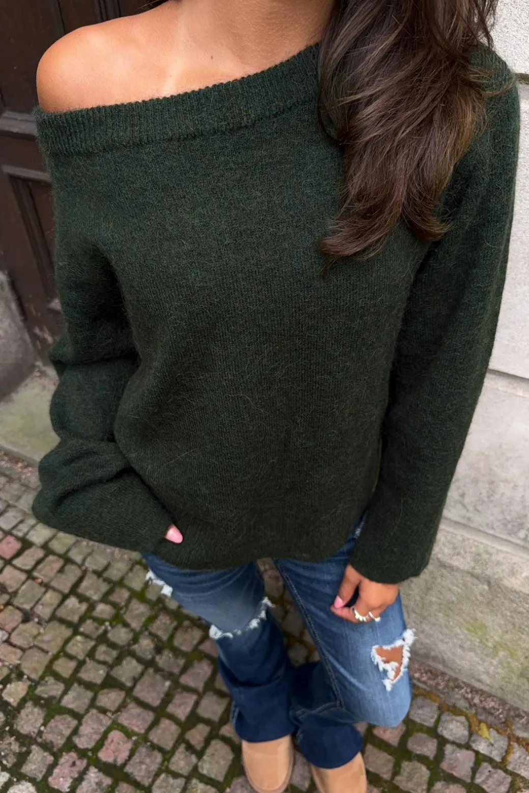 Y oversized knitted sweater