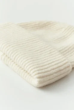 Y rib beanie