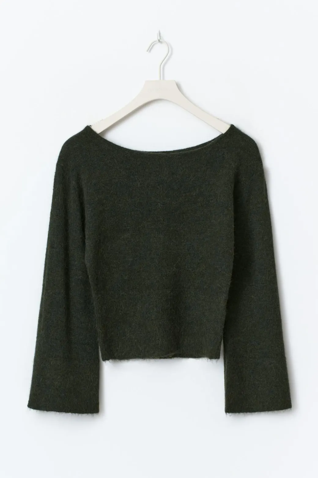 Y shaped knitted sweater