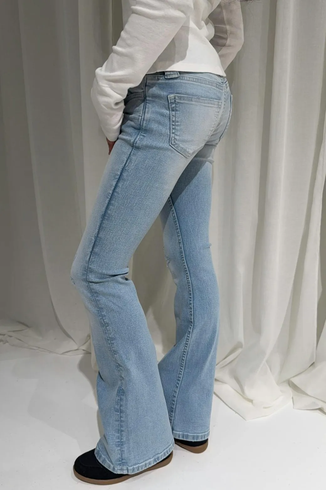 Y too clean flare jeans